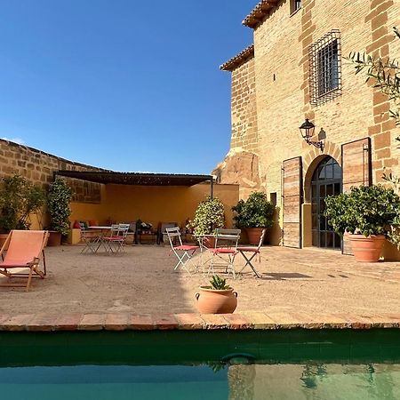 Castillo De Corvinos อูเอสกา ภายนอก รูปภาพ